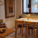 Aalto Terrace House In Paeivoelae, Sunila, Cozy And Bright Two-room Aino