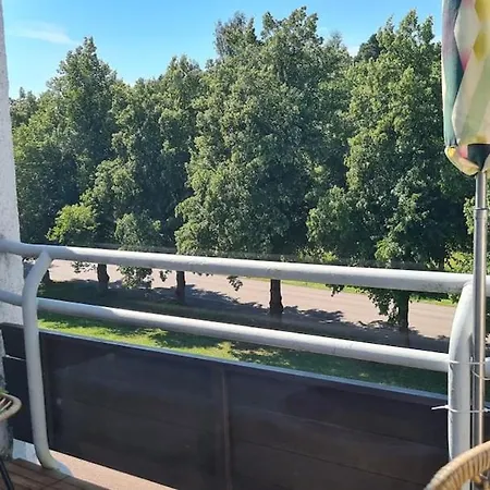 Aalto Terrace House In Paeivoelae, Sunila, Cozy And Bright Two-room Aino Апартаменты Котка