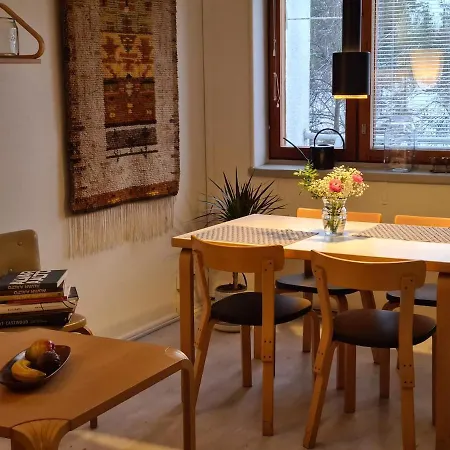 Aalto Terrace House In Paeivoelae, Sunila, Cozy And Bright Two-room Aino