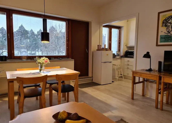 Aalto Terrace House In Paeivoelae, Sunila, Cozy And Bright Two-room Aino