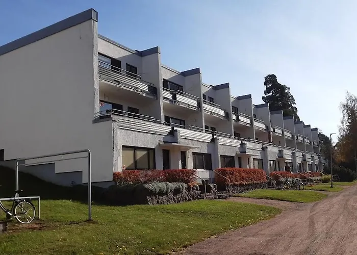 Aalto Terrace House In Paeivoelae, Sunila, Cozy And Bright Two-room Aino