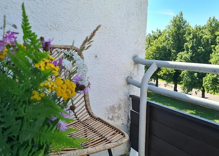 Aalto Terrace House In Paeivoelae, Sunila, Cozy And Bright Two-room Aino 아파트 *